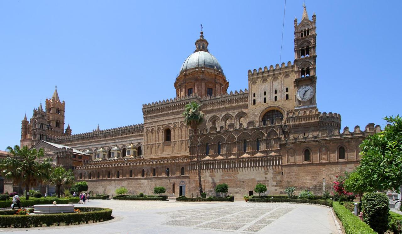 Garibaldi Rooms 29 - Piazza Marina A Palermo - In Pieno Centro. Exterior photo