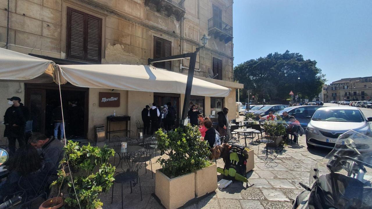 Garibaldi Rooms 29 - Piazza Marina A Palermo - In Pieno Centro. Exterior photo